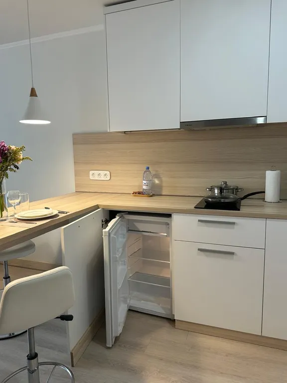 Yes apart у Ботанического сада