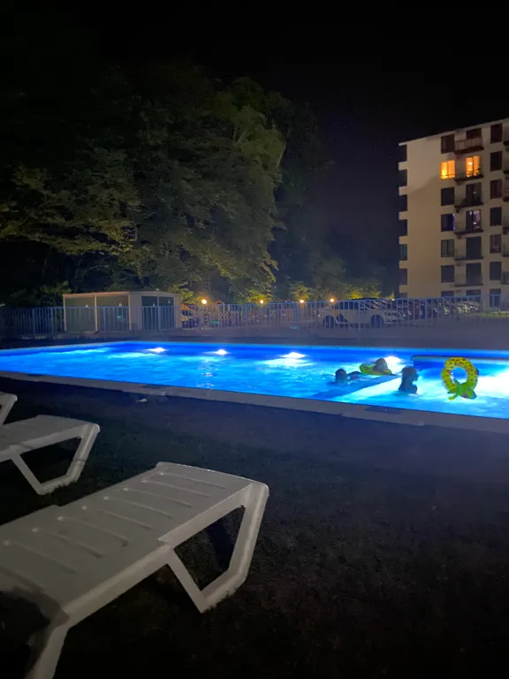 Апартаменты с бассейном