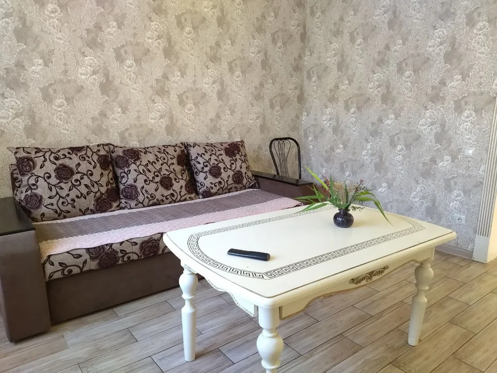 Коттедж Домик у озера — Дербент