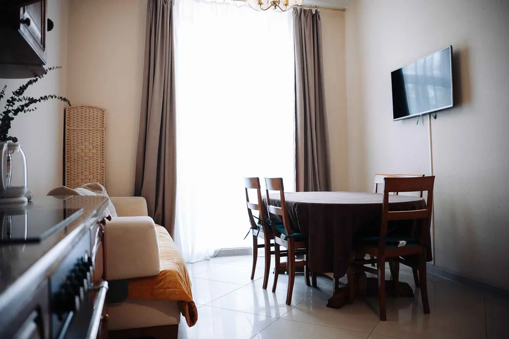 Квартира 2-комнатная квартира в центре — Хабаровск