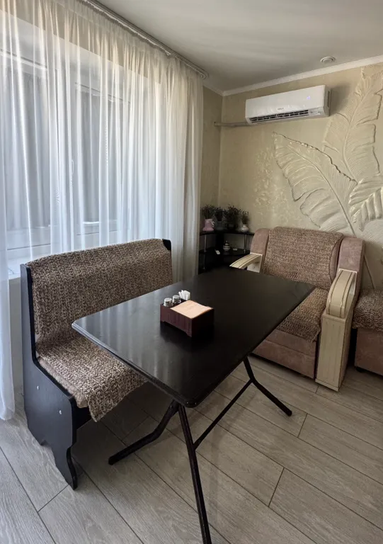 3 комнатная квартира с дизайнерским ремонтом