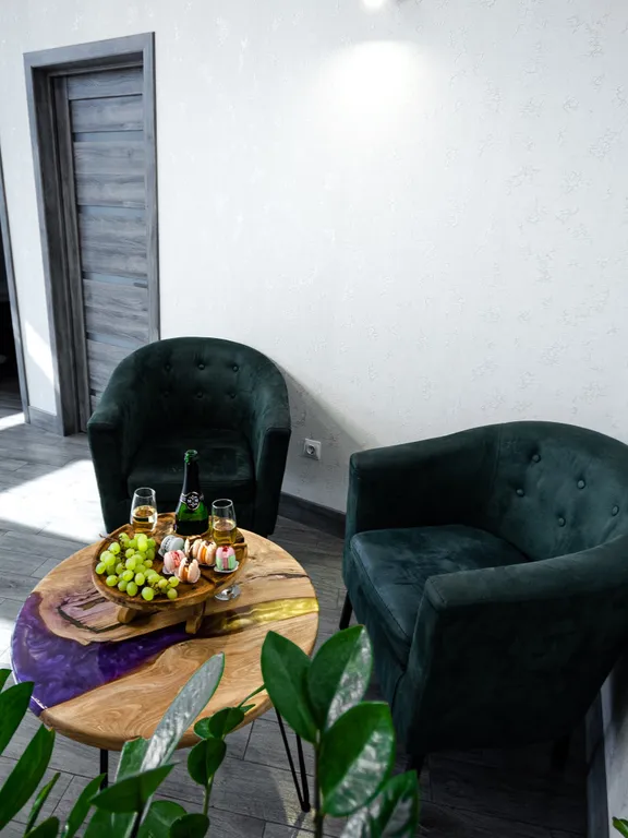 Апартаменты с горячим бассейном и видом на горы