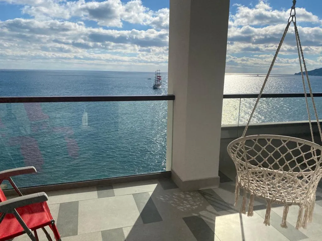 Видовая квартира на первой линии