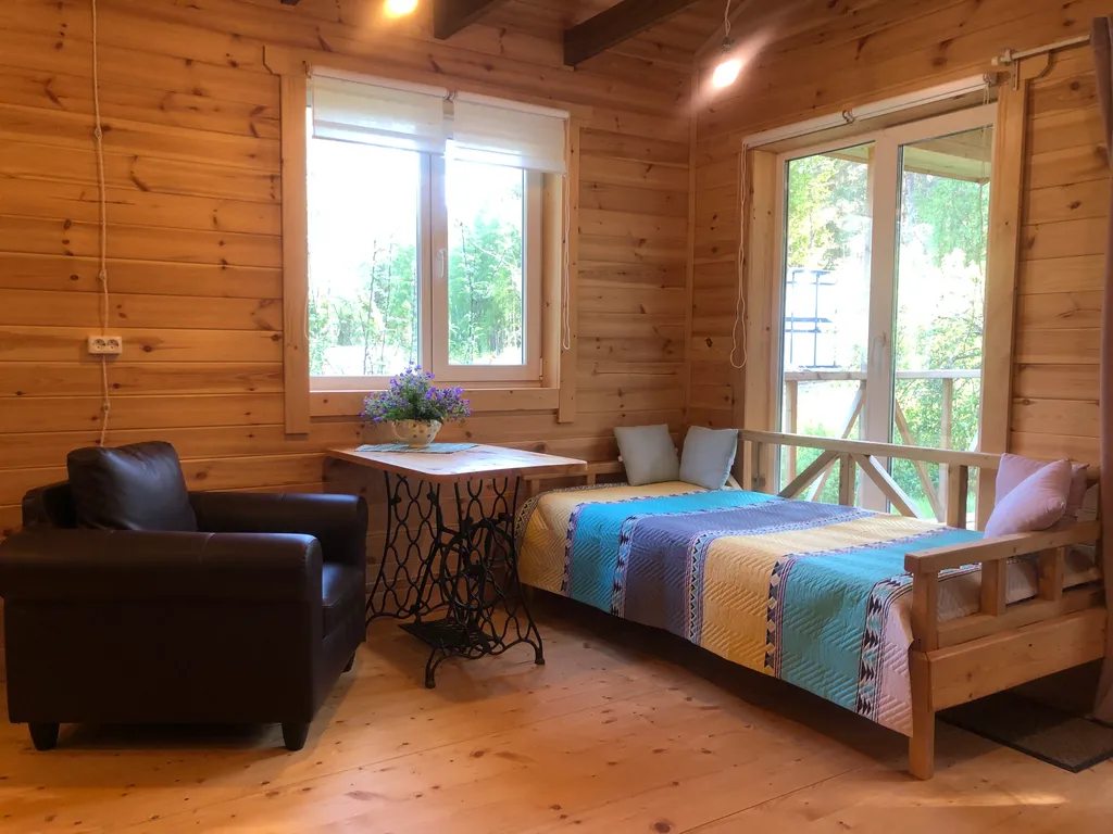 Коттедж Просторная дача рядом с лесом — Первомайское