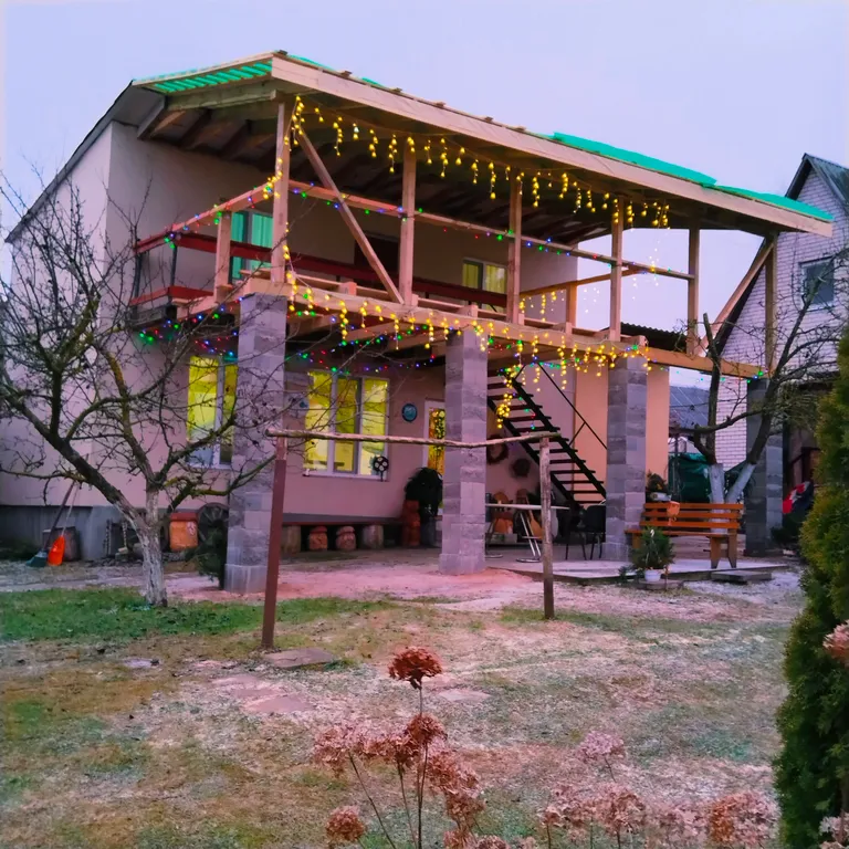 Усадьба на берегу реки