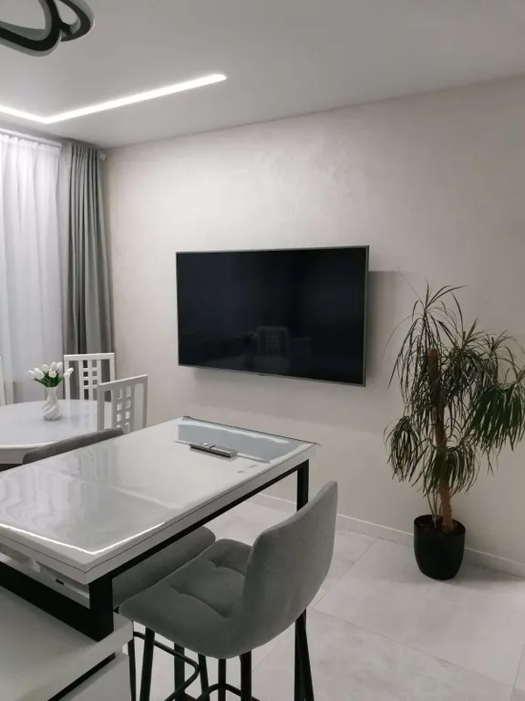 Новая 2-комнатная квартира в самом центре города