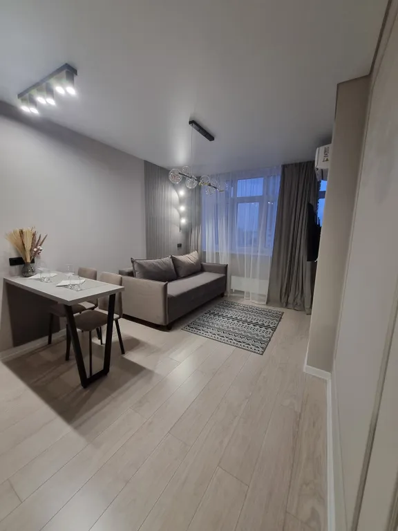 Квартира с дизайнерским ремонтом в Центральном районе