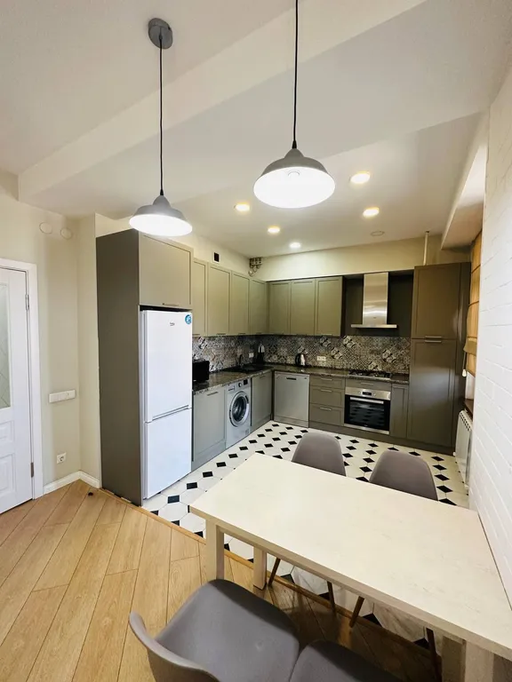 3-комнатная элитная квартира в центре города