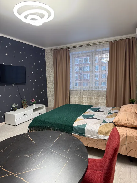 Отличная квартира с панорамным видом — аренда посуточно в Старый Оскол