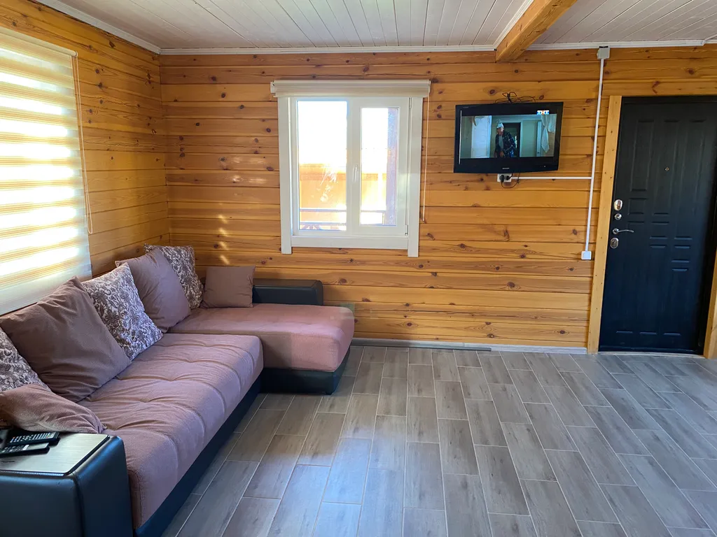 Дача на берегу горной реки