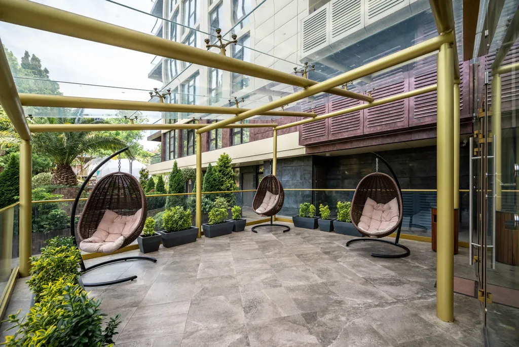 Двухкомнатные апартаменты с панорамным видом в центре