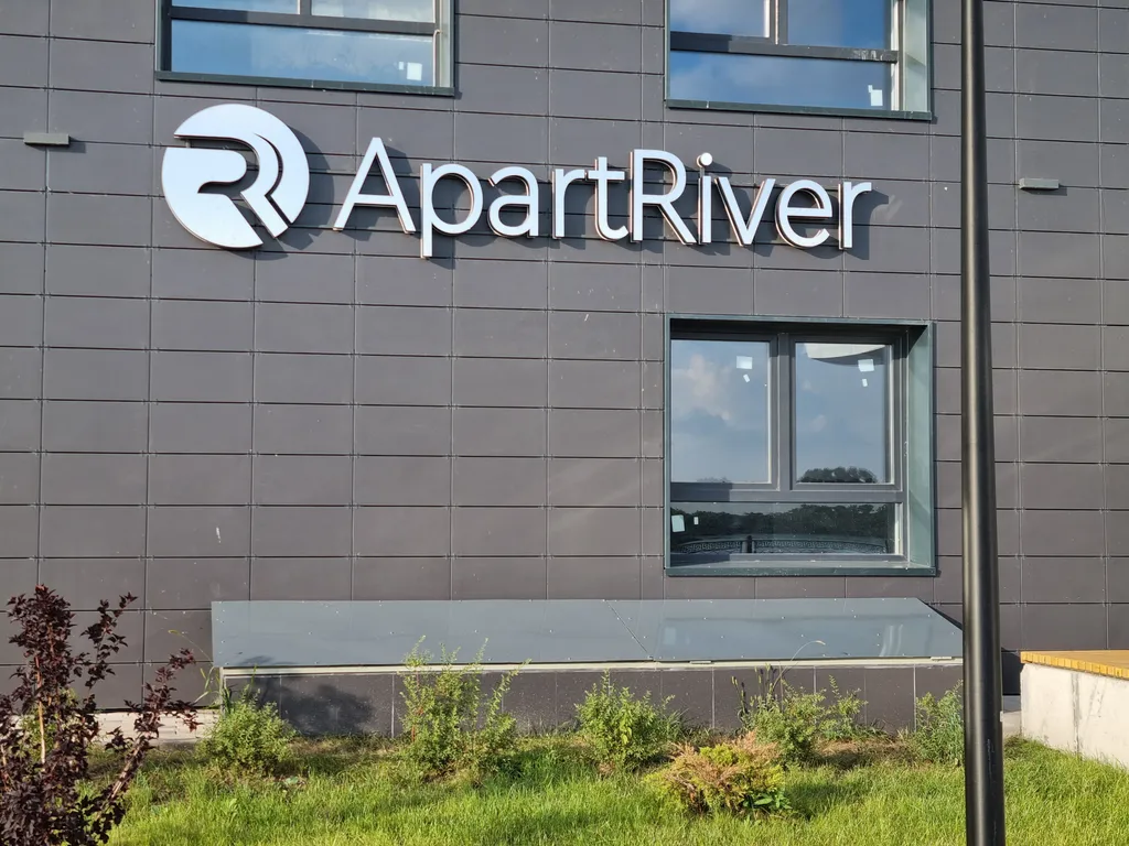 Апартаменты на Михайловской набережной