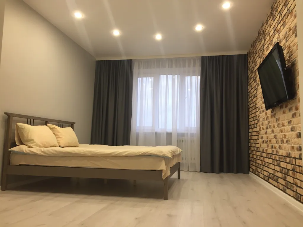 Уютная квартира в центре города в новом доме — аренда посуточно в Бобруйск