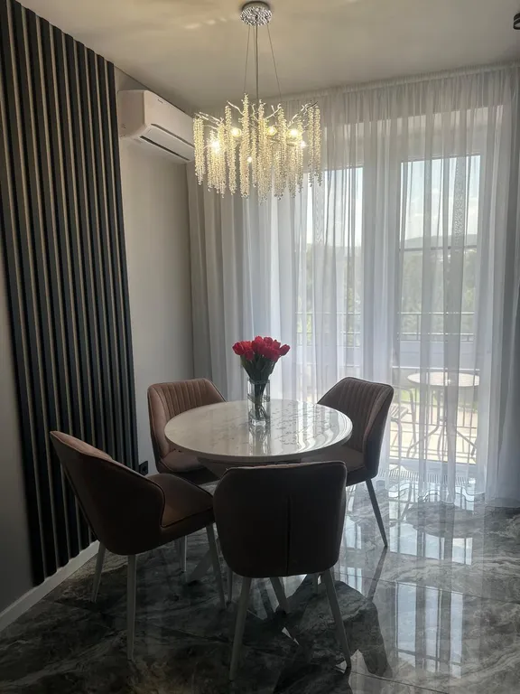 Шикарная квартира в элитном жилом комплексе с видом на горы — аренда посуточно в Минеральные Воды