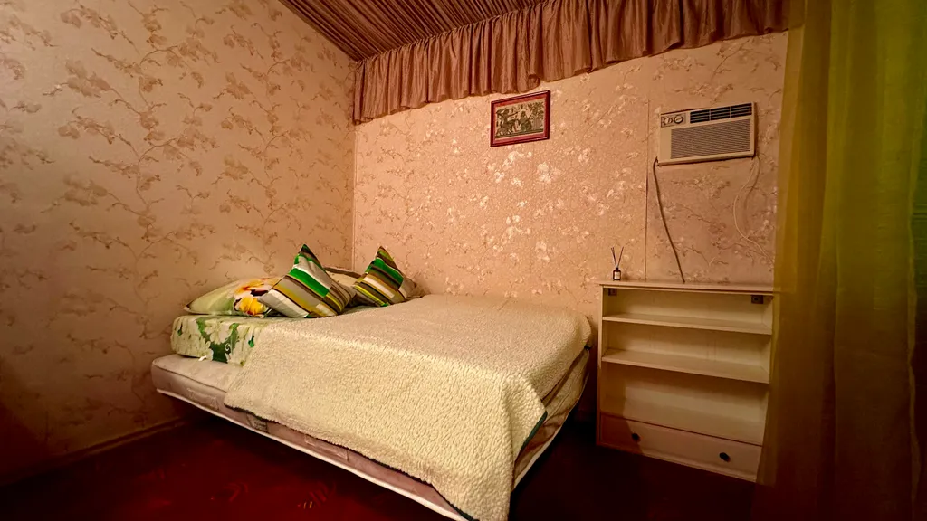 Большой семейный коттедж в Бетте