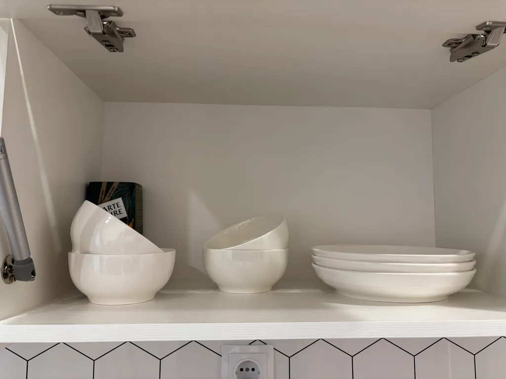 Уютная однотонная квартира