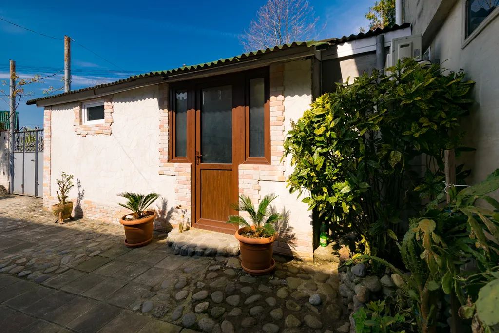 Коттедж 2-комнатный Дом — аренда посуточно в Махинджаури