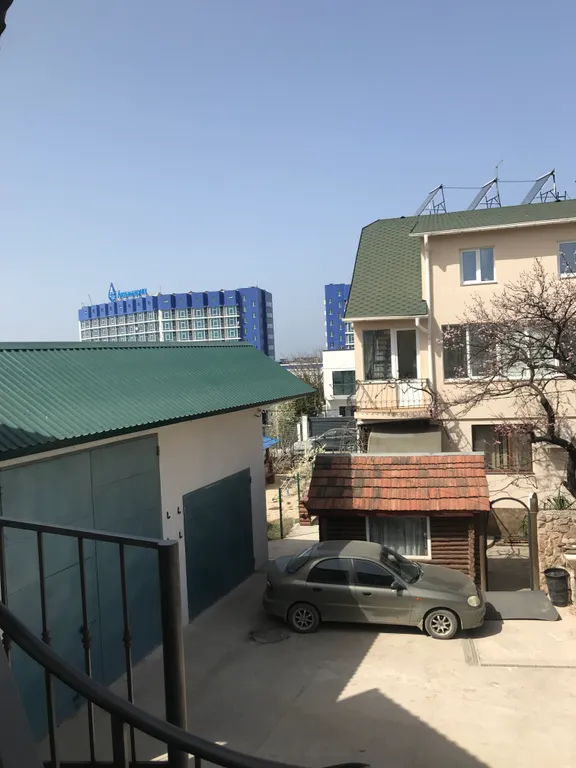 Уютная студия в частном секторе рядом с городским пляжем