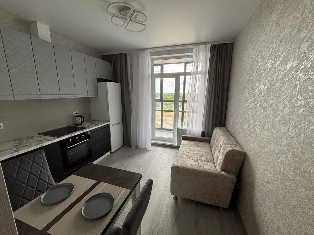 Квартира с отличным ремонтом с видом на березовую рощу