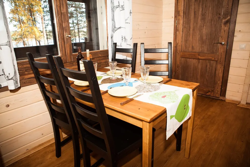 Коттедж 3-комнатный Дом — Запорожское