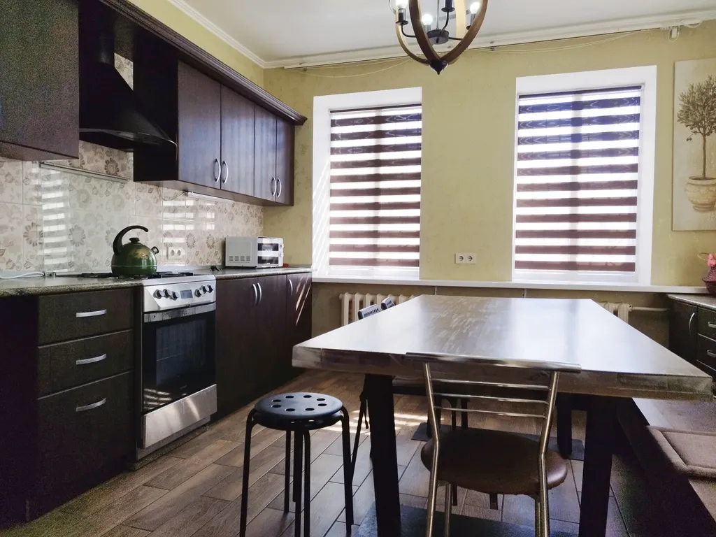 Уютный дом для большой компании