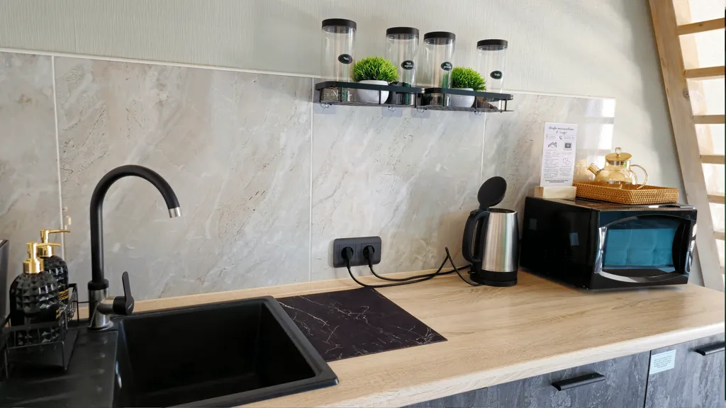 Двухуровневая студия с панорамным видом на море