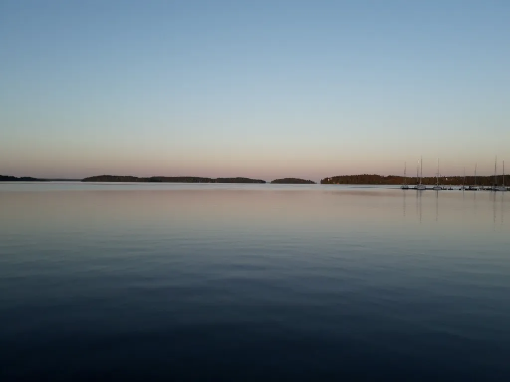 Уютный домик на берегу озера Увильды