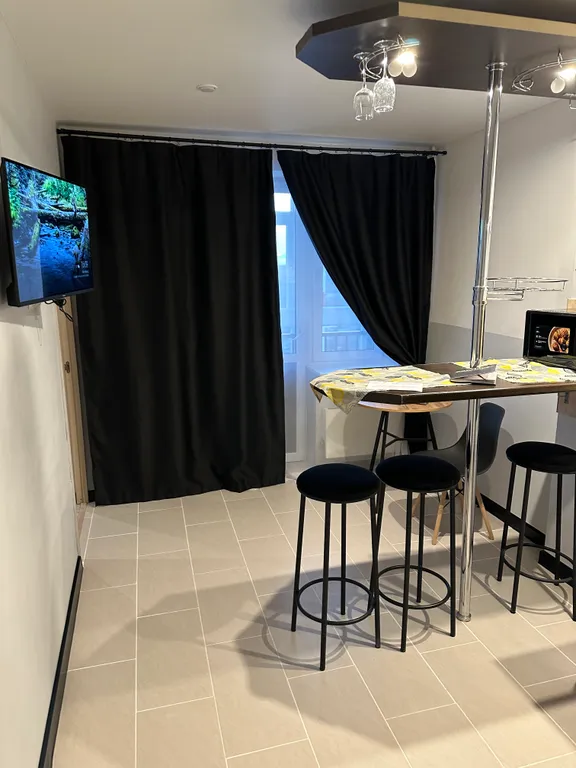 Уютная квартира в 10 минутах ходьбы от центра города