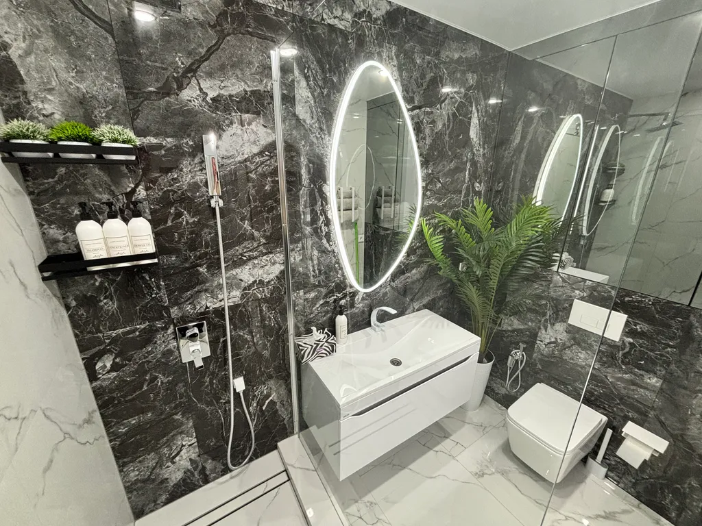 Комфортабельная евро-трехкомнатная квартира