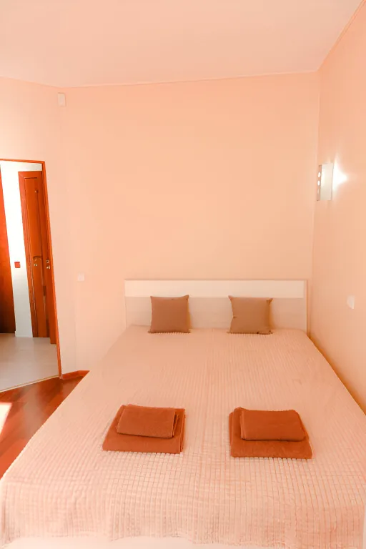 Тихие уютные апартаменты на склоне у озера