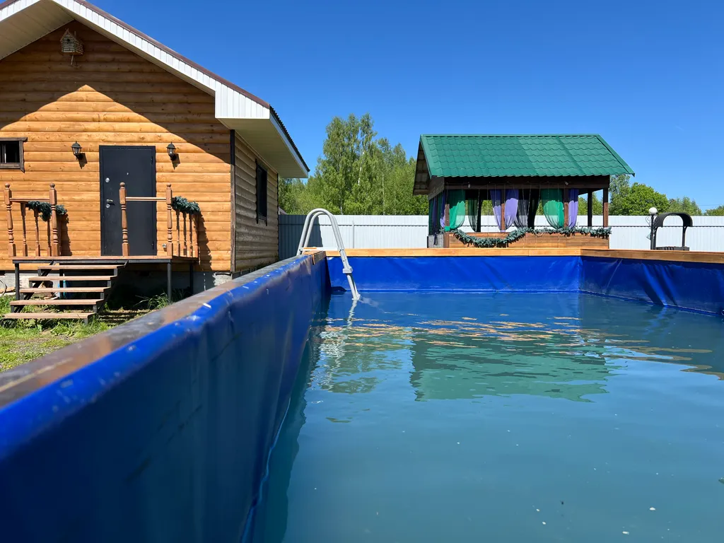 Коттедж рядом с озером