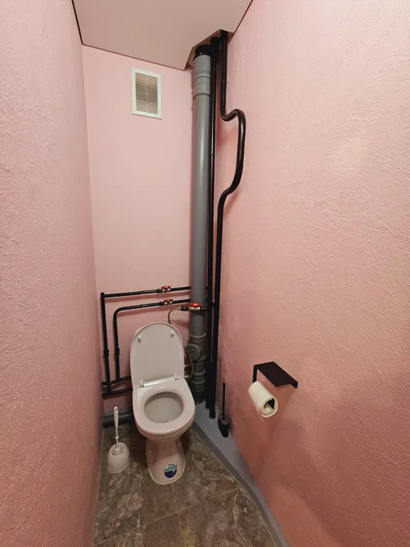 Уютная квартира с огромной кроватью на Металлургов