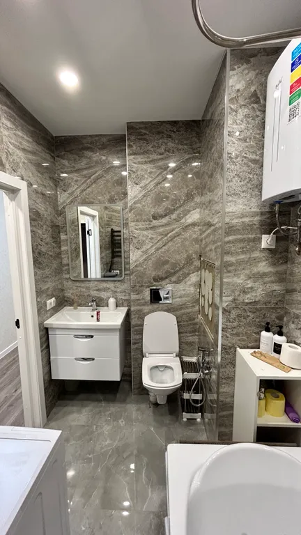 Дизайнерская студия с джакузи