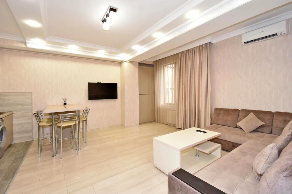 Красивая квартира на Северном проспекте — аренда посуточно в Ереван