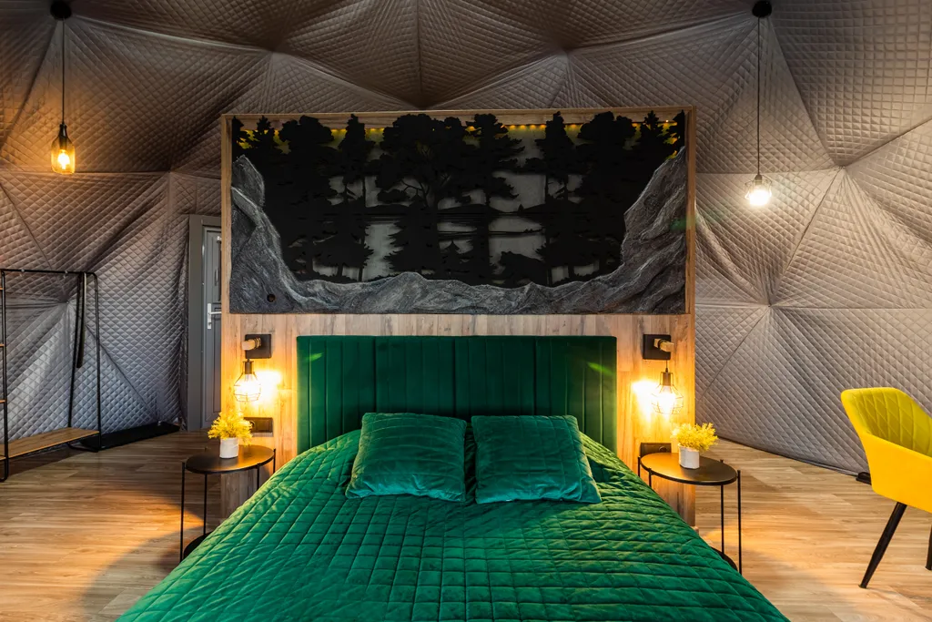Уютный купол для 2-4 человек