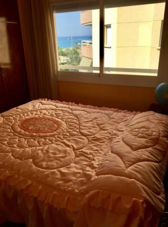 Вид на море в Испании в городе Пинеда де Мар