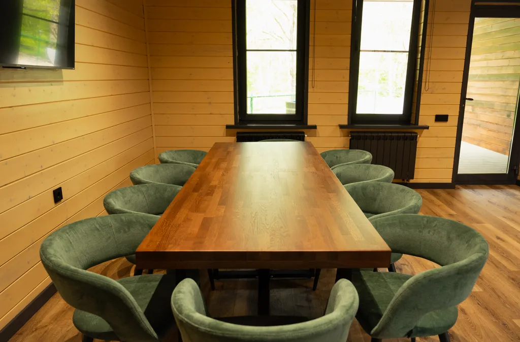 Дом с видом на лес и пруд 150 квадратов