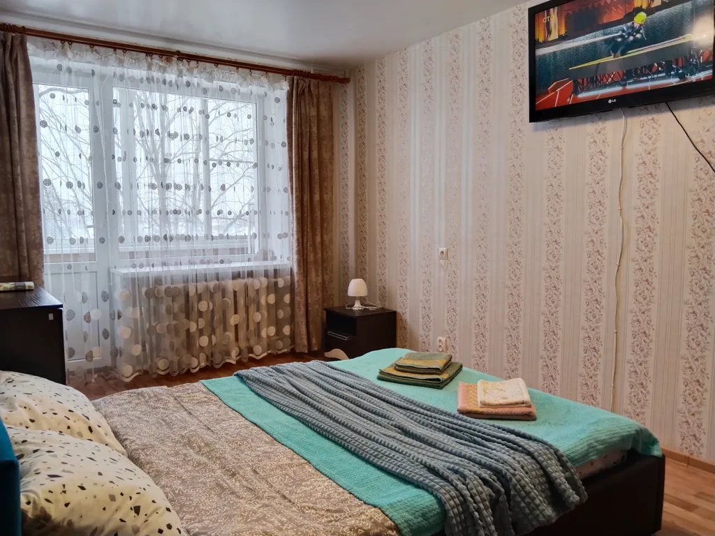 Уютная квартира возле Десятинного монастыря — аренда посуточно в Великий Новгород