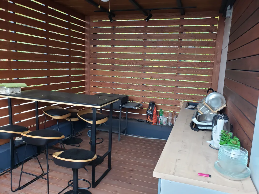 Таунхаус с используемой крышей на берегу Чёрного моря