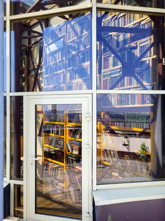 Квартира Квартира Трёхэтажный мезонин над крышами Питера — Санкт-Петербург