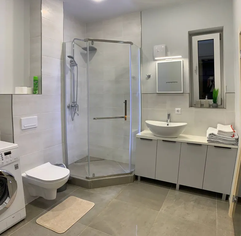 Новый, уютный дом рядом с озером Логмозеро