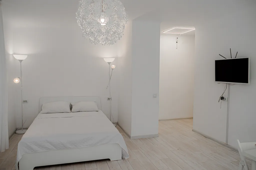 Белоснежная квартира рядом с парком Пушкина — аренда посуточно в Юрга