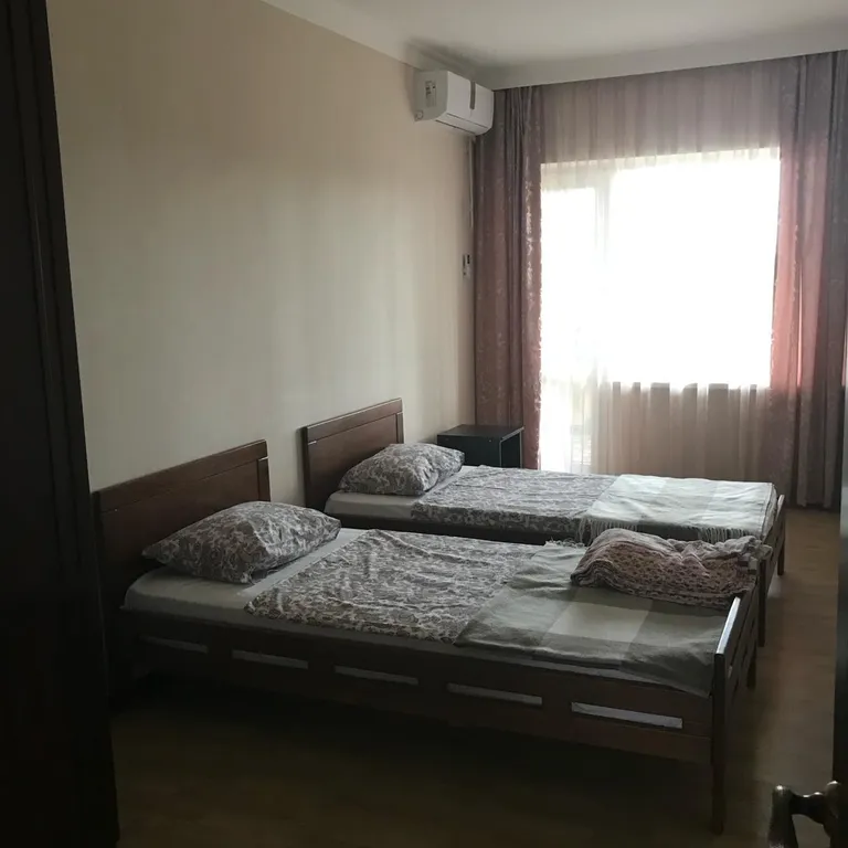 Трёхкомнатная квартира неподалеку от моря