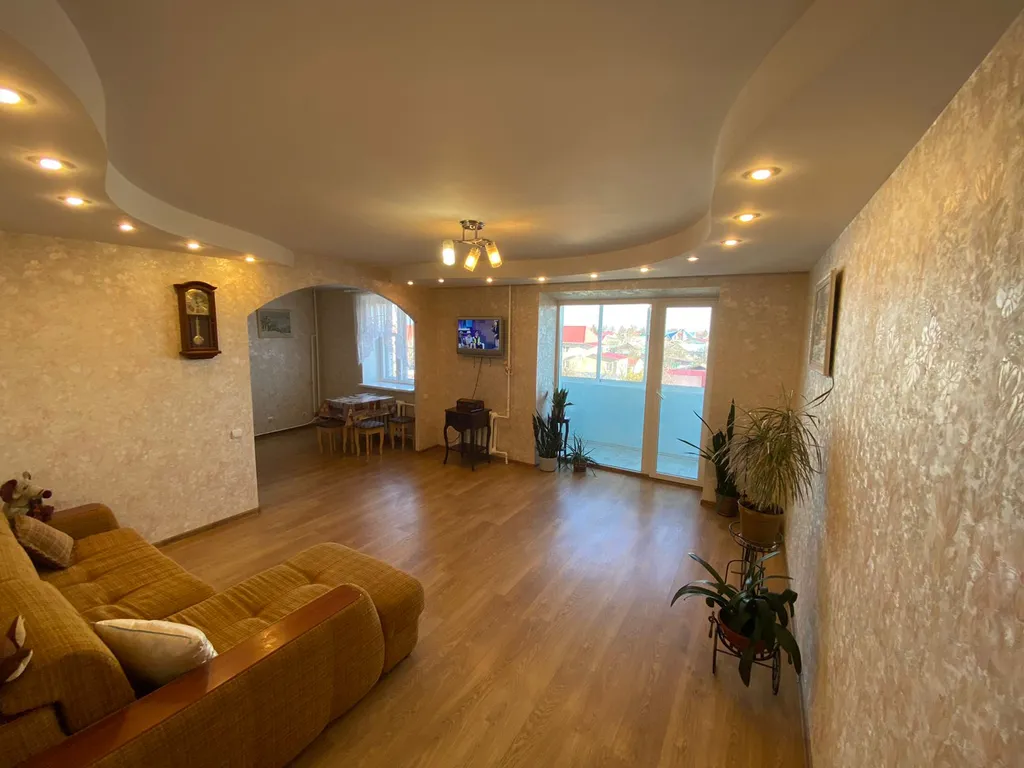 4-комнатная Квартира