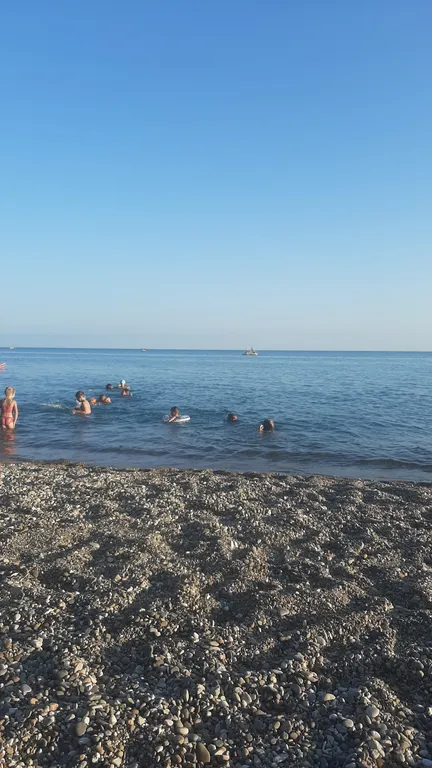 Номер с садом у моря