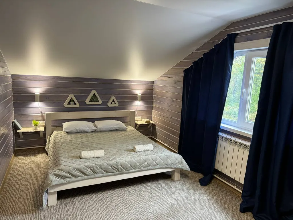 Новый уютный дом из профилированного бруса в кедровом лесу