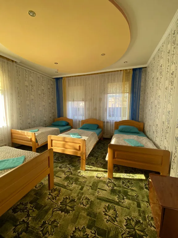 6-комнатный Дом