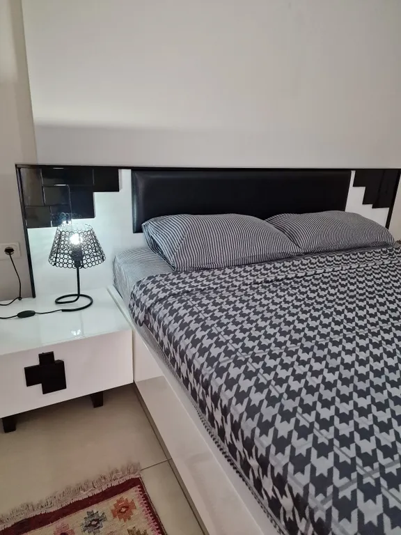 Большая квартира рядом с морем