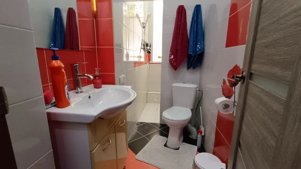 Уютное жилье без кухни в центре с кондиционером