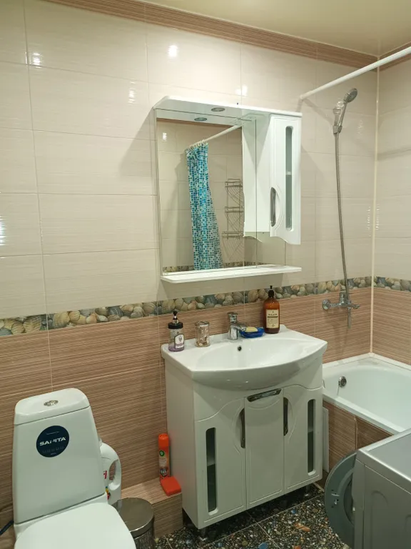 1-комнатная квартира с хорошим ремонтом, чистая